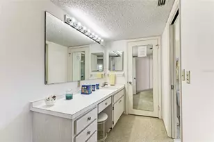 4825 Gulf of Mexico Dr, Longboat Key, FL 34228 - Photo 17