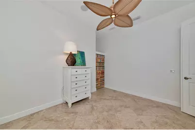 7624 Boltons Court, Bradenton, FL 34201 - Photo 9