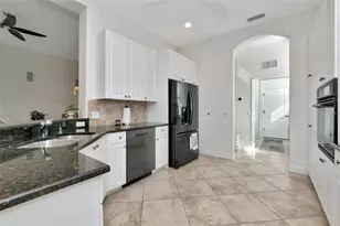 7624 Boltons Ct, Bradenton, FL 34201 - Photo 17