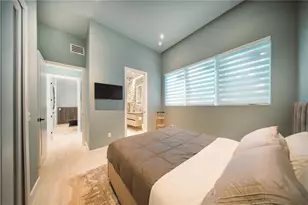 816 Goodrich Ave, Sarasota, FL 34236 - Photo 21