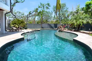 7333 Point of Rocks Rd, Sarasota, FL 34242 - Photo 45