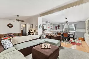 6710 36th Ave E, Palmetto, FL 34221 - Photo 7