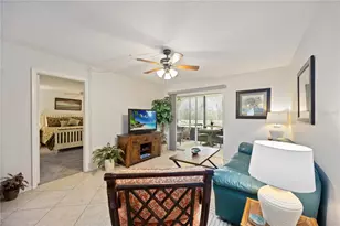 102 Capri Isles Blvd, Venice, FL 34292 - Photo 7