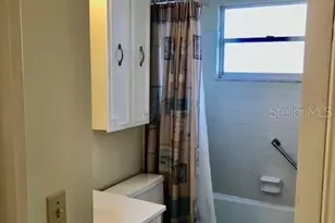 102 Capri Isles Blvd, Venice, FL 34292 - Photo 33