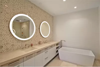 1591 Gulf Of Mexico Drive #315, Longboat Key, FL 34228 - Photo 41