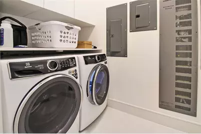 1591 Gulf Of Mexico Drive #315, Longboat Key, FL 34228 - Photo 19