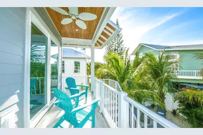 212 72nd, Holmes Beach, FL 34217 - Photo 9