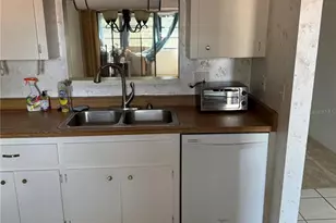 2808 60th Ave W, Bradenton, FL 34207 - Photo 9