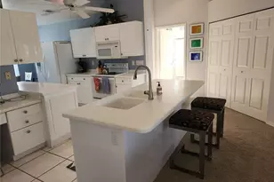 6606 Pineview Terrace, Bradenton, FL 34203 - Photo 9