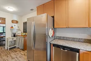 7907 4th Ave W, Bradenton, FL 34209 - Photo 9