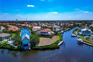 4700 Mainsail Dr, Bradenton, FL 34208 - Photo 5