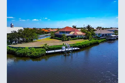 4700 Mainsail Drive, Bradenton, FL 34208 - Photo 11