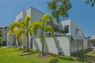 1755 7 Th St, Sarasota, FL 34236 - Photo 9