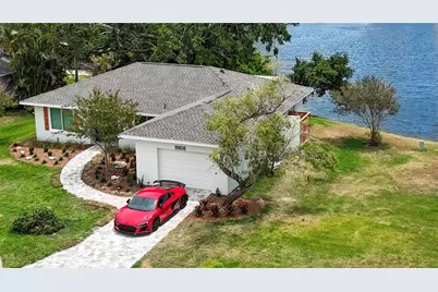 8808 44th Avenue Drive W, Bradenton, FL 34210 - Photo 7