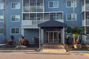 2755 Coconut Bay Ln, Sarasota, FL 34237 - Photo 1