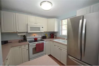 705 W Venice Avenue #705B, Venice, FL 34285 - Photo 3