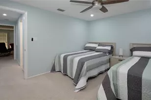 705 W Venice Ave, Venice, FL 34285 - Photo 13