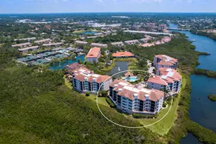 5430 Eagles Point Cir, Sarasota, FL 34231 - Photo 3