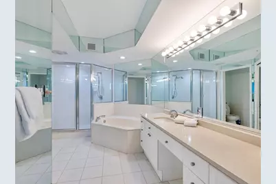 5430 Eagles Point Circle #101, Sarasota, FL 34231 - Photo 31