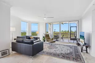 5430 Eagles Point Cir, Sarasota, FL 34231 - Photo 9