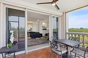 5430 Eagles Point Cir, Sarasota, FL 34231 - Photo 21