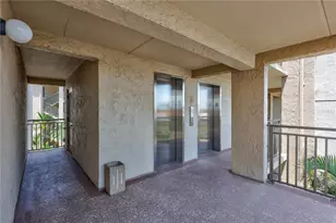 845 Benjamin Franklin Dr, Sarasota, FL 34236 - Photo 35