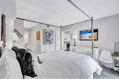 845 Benjamin Franklin Drive #302, Sarasota, FL 34236 - Photo 29