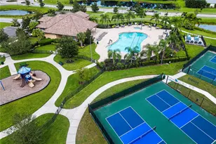 224 Dahlia Ct, Bradenton, FL 34212 - Photo 43