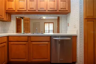 4812 Kestral Park Cir, Sarasota, FL 34231 - Photo 23