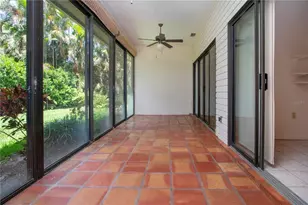 4812 Kestral Park Cir, Sarasota, FL 34231 - Photo 35