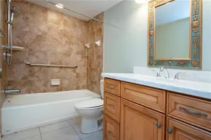 4812 Kestral Park Cir, Sarasota, FL 34231 - Photo 47