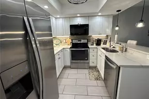 6301 Manatee Ave W, Bradenton, FL 34209 - Photo 3