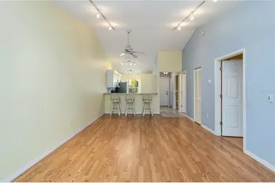 642 N Jefferson Avenue #13, Sarasota, FL 34237 - Photo 5