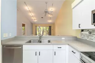 642 N Jefferson Ave, Sarasota, FL 34237 - Photo 9