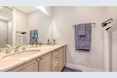 235 Cocoanut Avenue #108B, Sarasota, FL 34236 - Photo 31