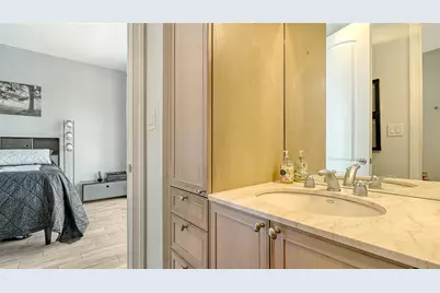 235 Cocoanut Avenue #108B, Sarasota, FL 34236 - Photo 33