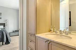 235 Cocoanut Ave, Sarasota, FL 34236 - Photo 33