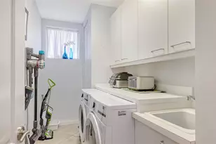 235 Cocoanut Ave, Sarasota, FL 34236 - Photo 25