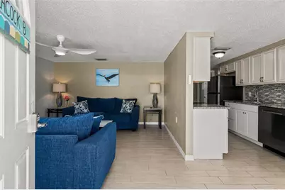 208 Peacock Lane, Holmes Beach, FL 34217 - Photo 25
