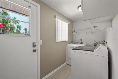208 Peacock Lane, Holmes Beach, FL 34217 - Photo 35