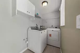 208 Peacock Ln, Holmes Beach, FL 34217 - Photo 21