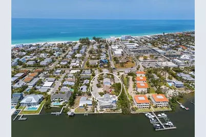 208 Peacock Lane, Holmes Beach, FL 34217 - Photo 3