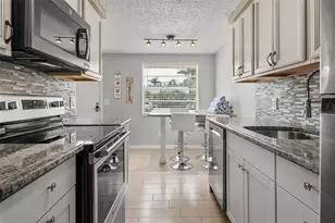 208 Peacock Ln, Holmes Beach, FL 34217 - Photo 3