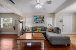 3018 Gulf Dr, Holmes Beach, FL 34217 - Photo 9