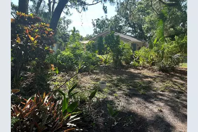 2181 Pine Gardens Trail, Sarasota, FL 34231 - Photo 9