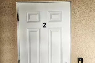 2115 5th St, Sarasota, FL 34237 - Photo 3