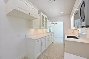 5924 Gulf of Mexico Dr, Longboat Key, FL 34228 - Photo 15