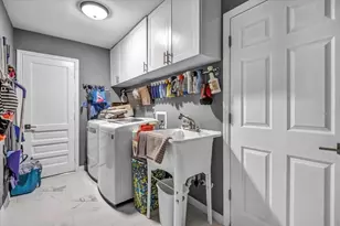 1809 Buccaneer Terrace, Sarasota, FL 34231 - Photo 53