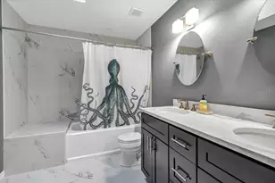 1809 Buccaneer Terrace, Sarasota, FL 34231 - Photo 37