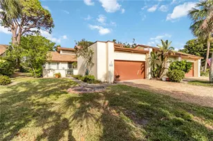 6203 Courtside Dr, Bradenton, FL 34210 - Photo 1